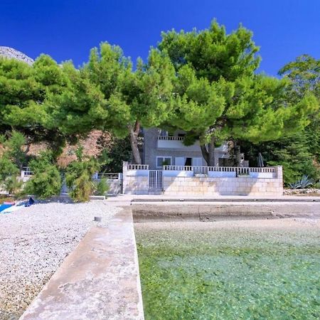 Vila Pinet Apartment Brist Bagian luar foto